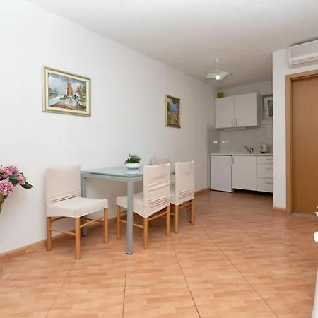 Apartment Urlic