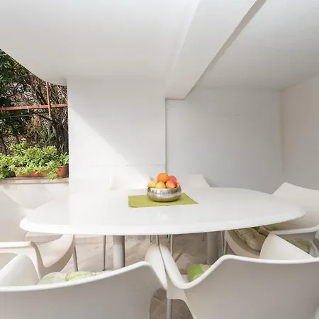 Apartment Urlic Makarska